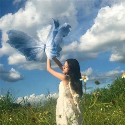 恋综女嘉宾脚踏两条船，一夜掉粉百万，连日来引热议